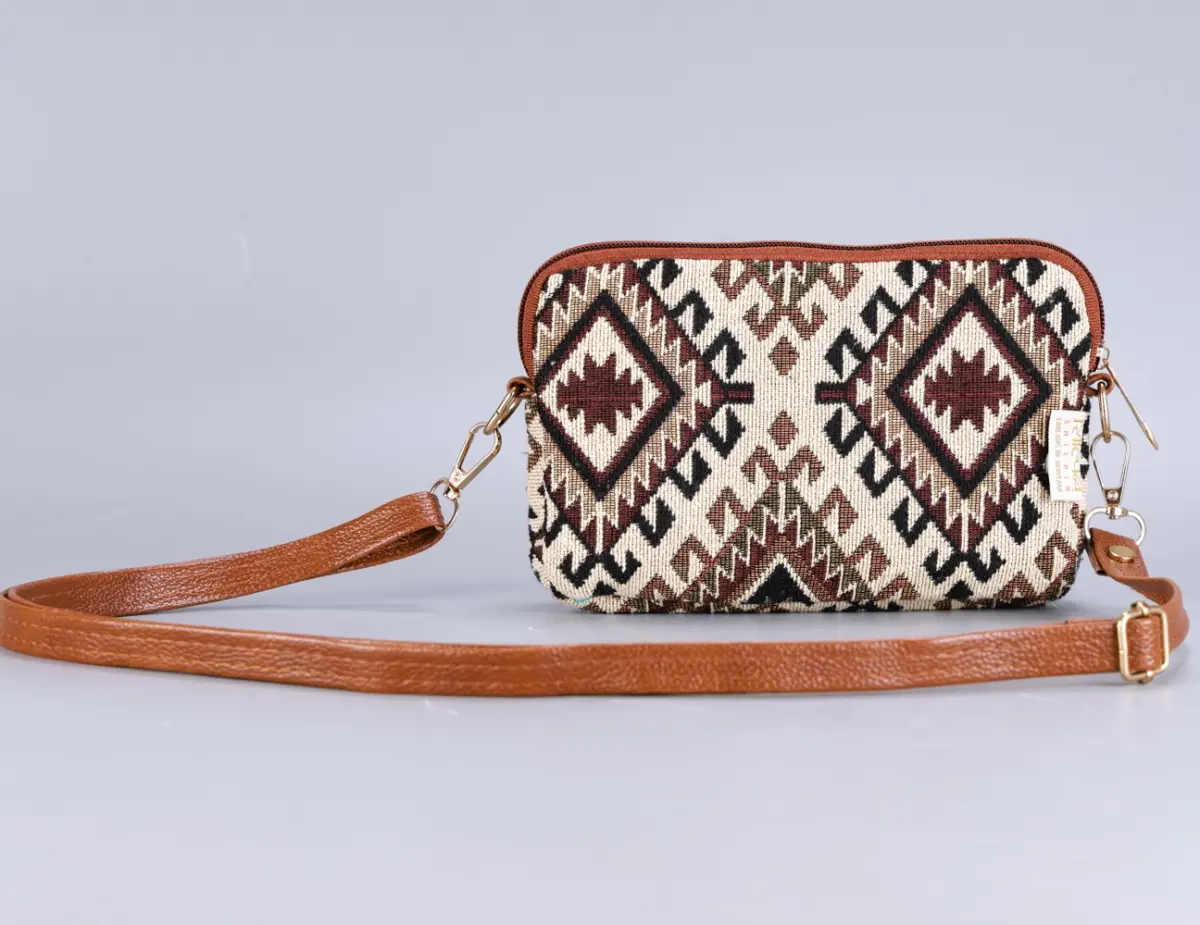Vintage Tribal Triangle Side Swipe