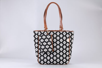 Vintage White Flowers Carryall Bag